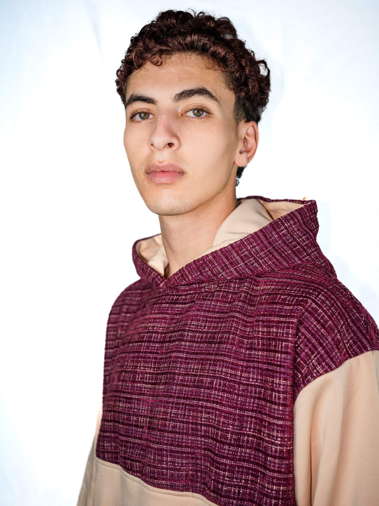 Schwarzer Tweed-Hoodie